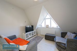 Sitting Area- click for photo gallery